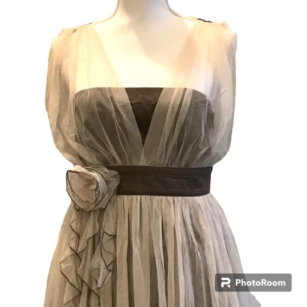 Ryu Women's Tulle Rosette Dress - Picture 2 of 11